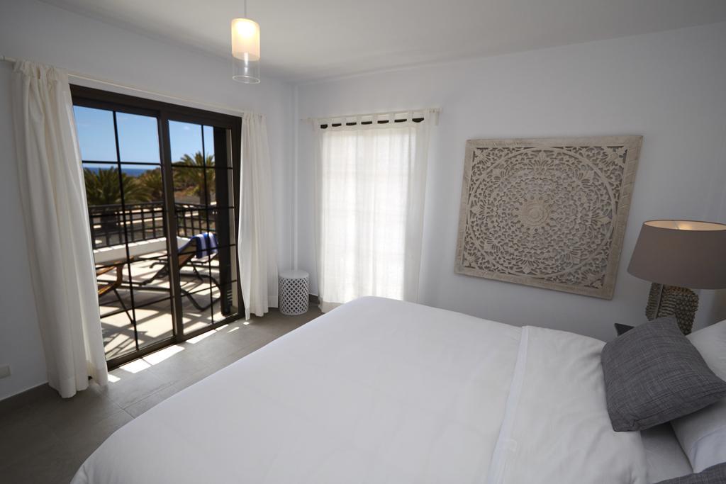 Casa Volcanes Costa Teguise Exterior photo